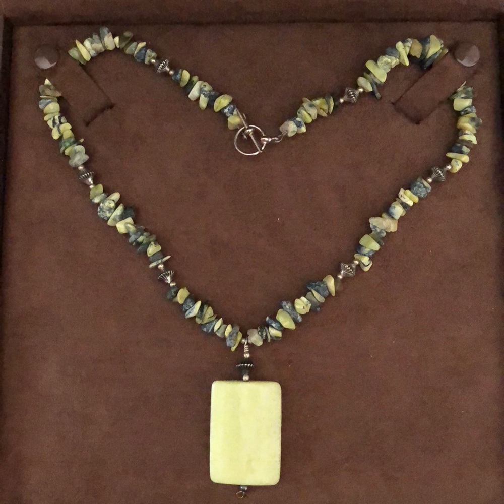 Yellow stone necklace